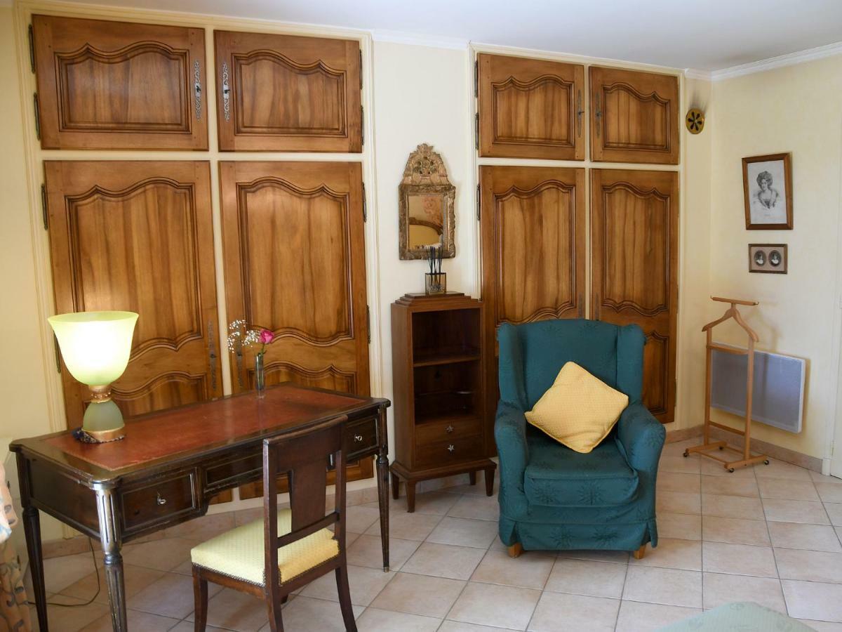Les Chambres D'Adeline - B&B Murs  ภายนอก รูปภาพ